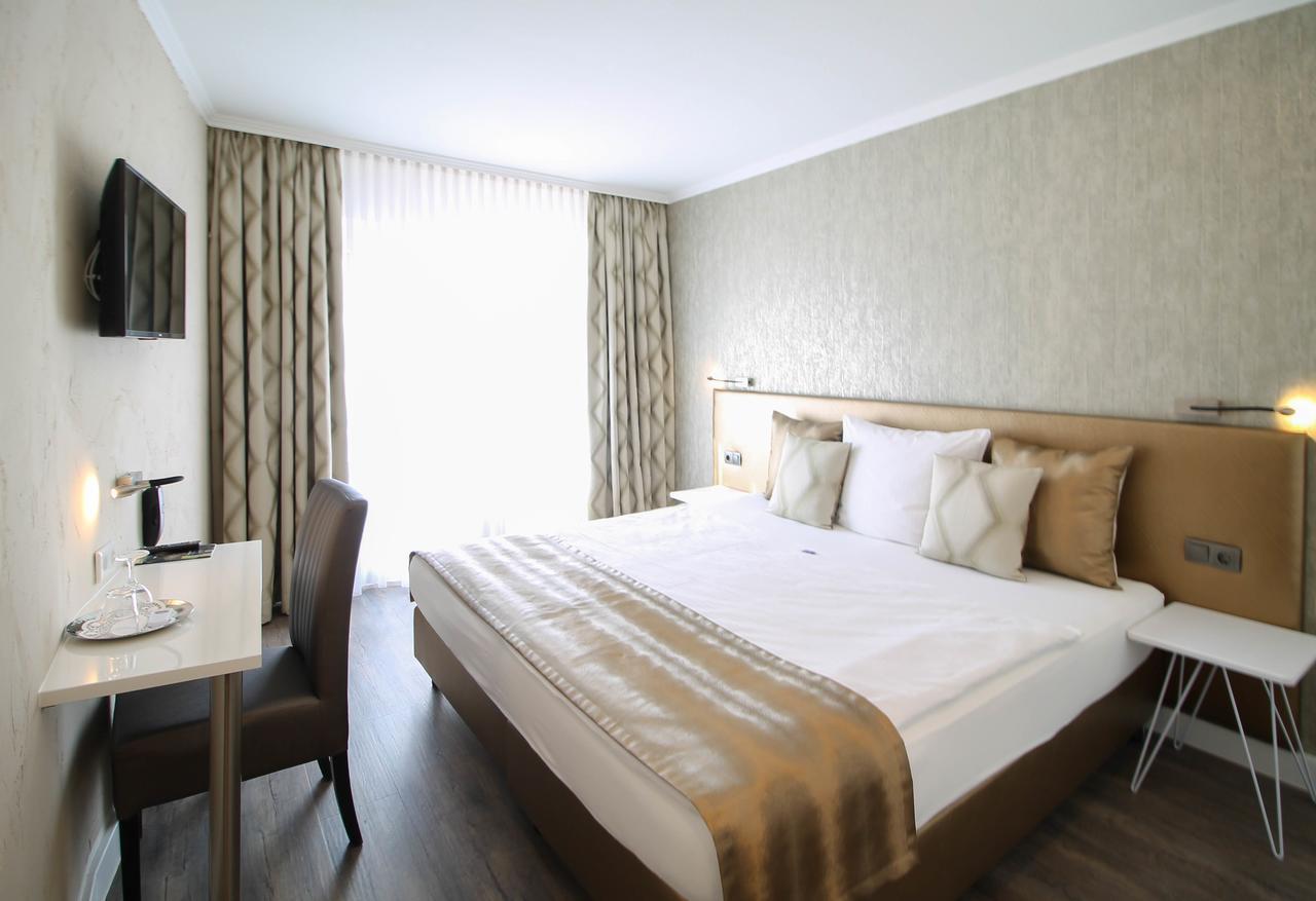 דיסלדורף Hotel Prinz Anton מראה חיצוני תמונה