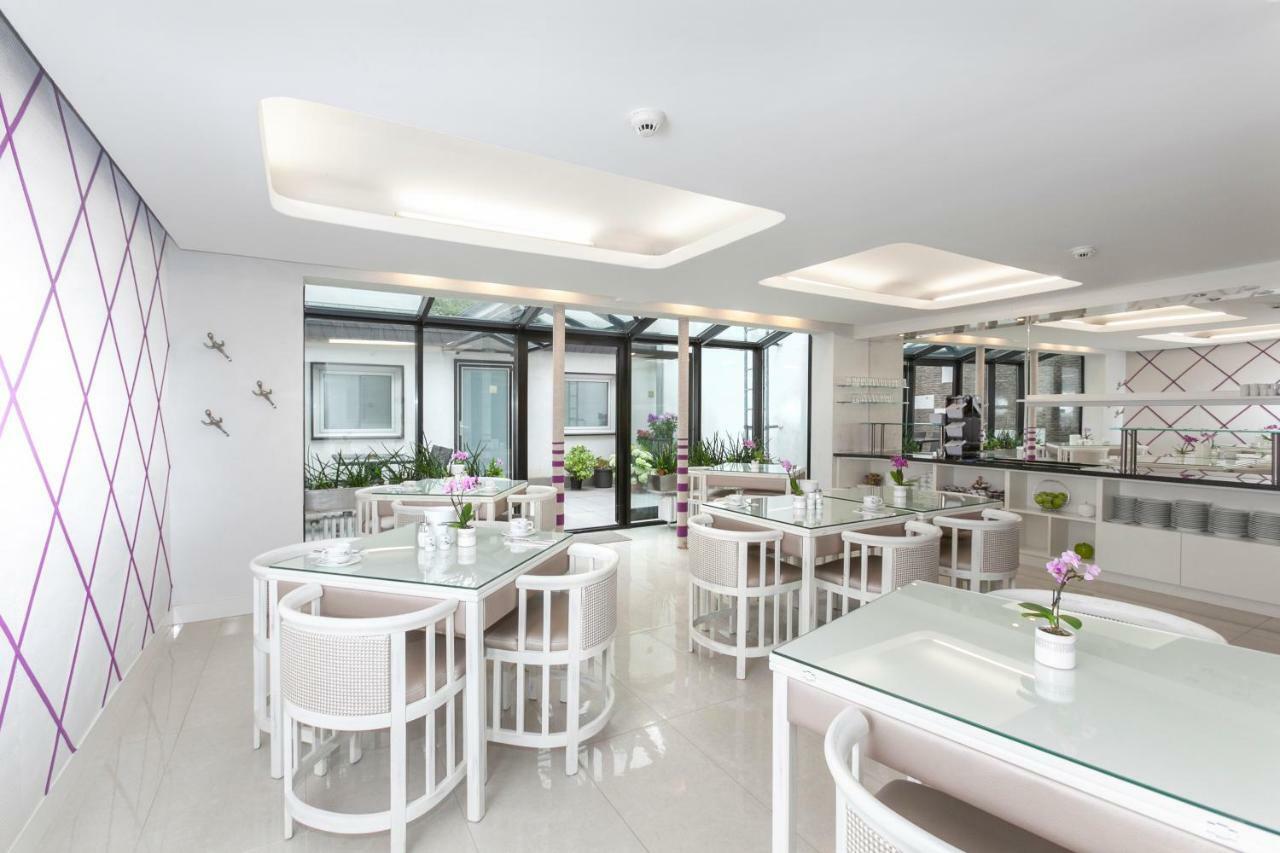 דיסלדורף Hotel Prinz Anton מראה חיצוני תמונה