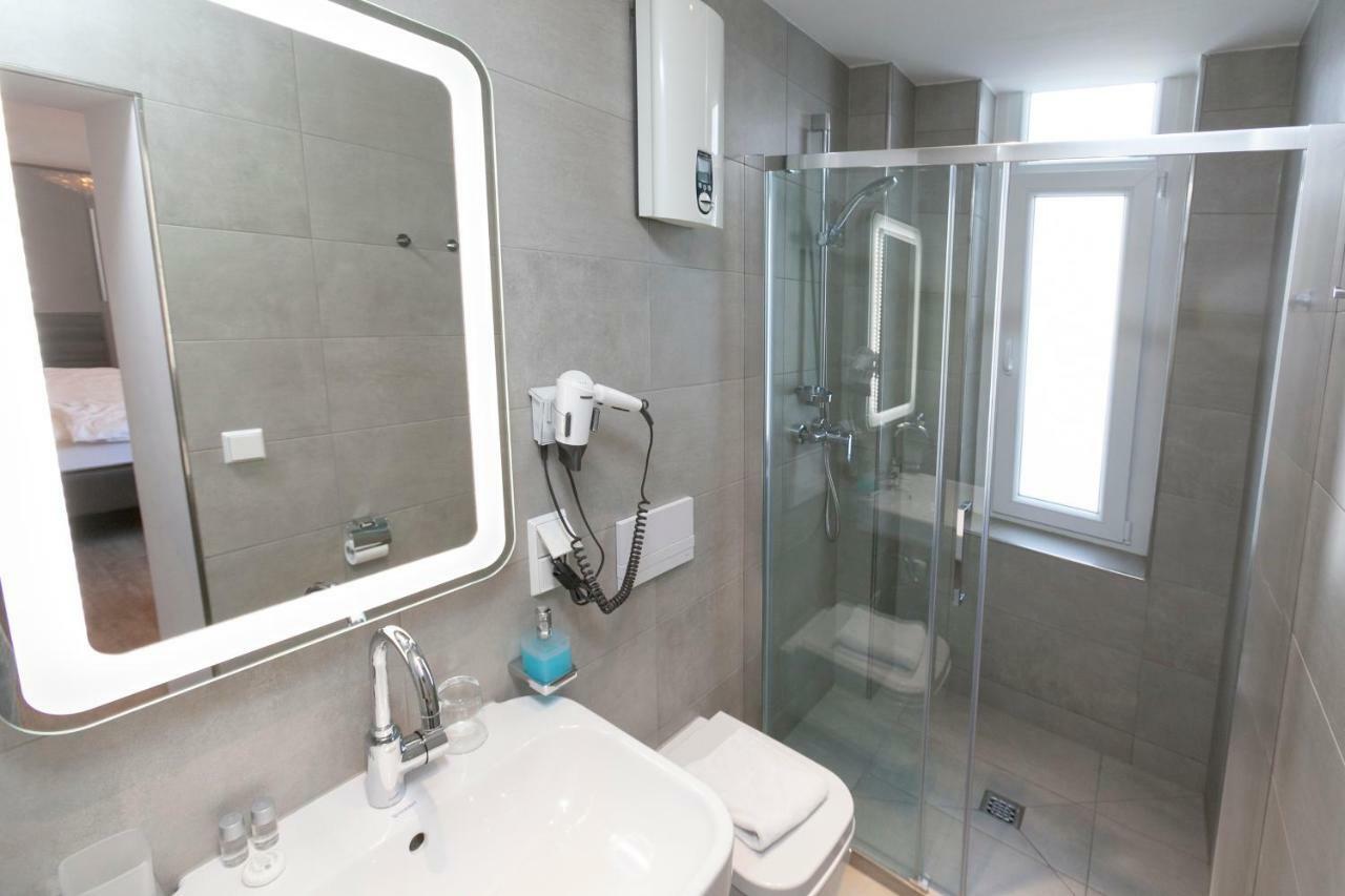 דיסלדורף Hotel Prinz Anton מראה חיצוני תמונה